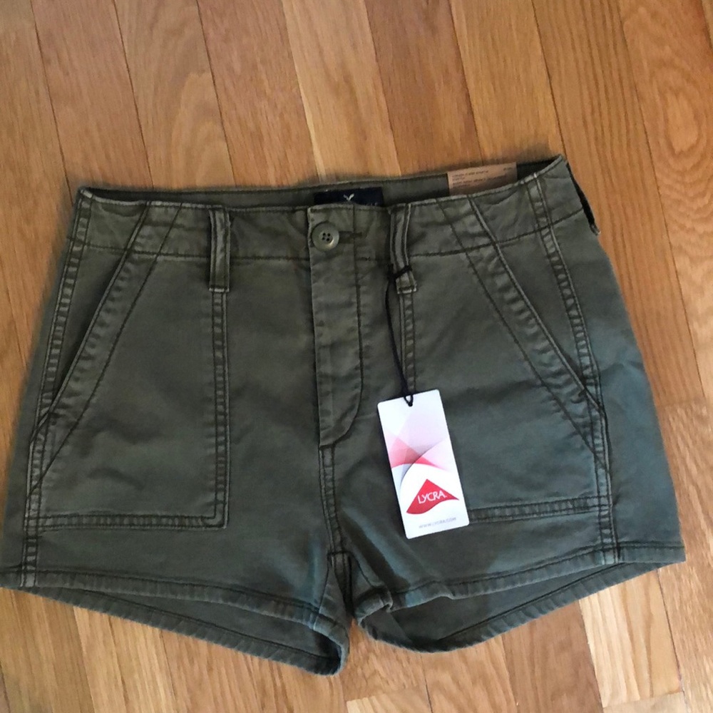 American Eagle 00 Vintage Hi-Rise Shorts